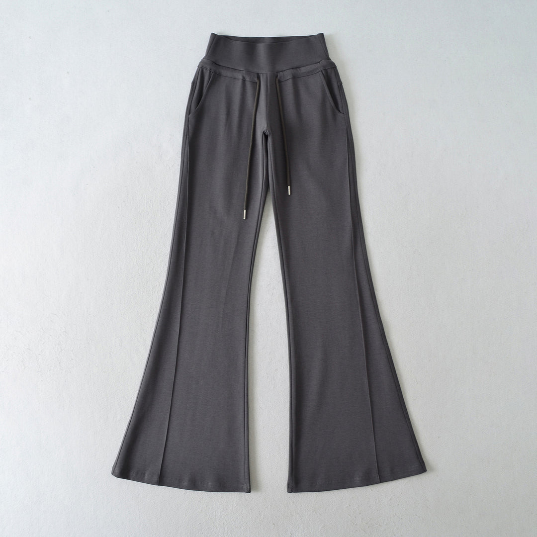 Women’s flared lounge pants with a high waist and practical side pockets Lune London