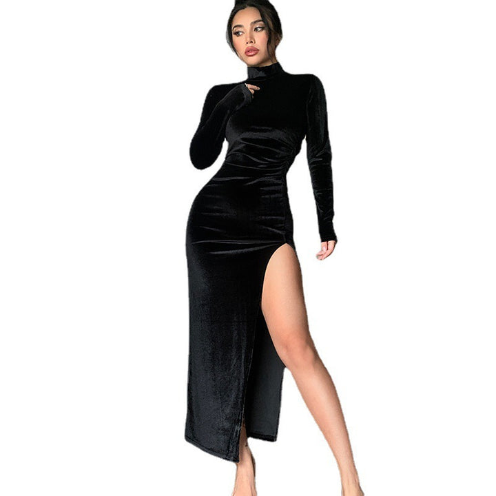 Women Elegant maxi dress with closed top design and side slit Lune London
