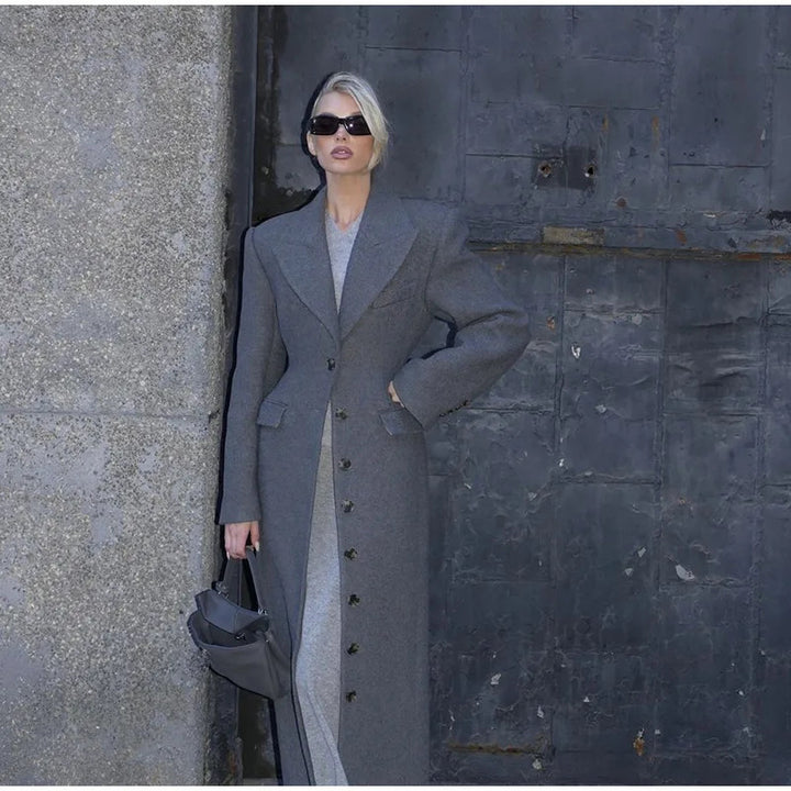 Wool coat for women with elegant cut and decorative button details Lune London