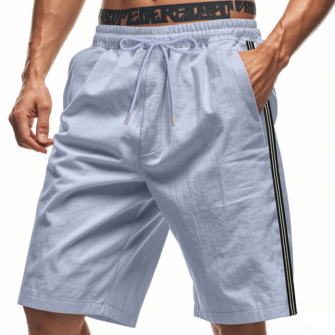 Lune London men's sporty bermuda shorts with elastic waistband and side pockets