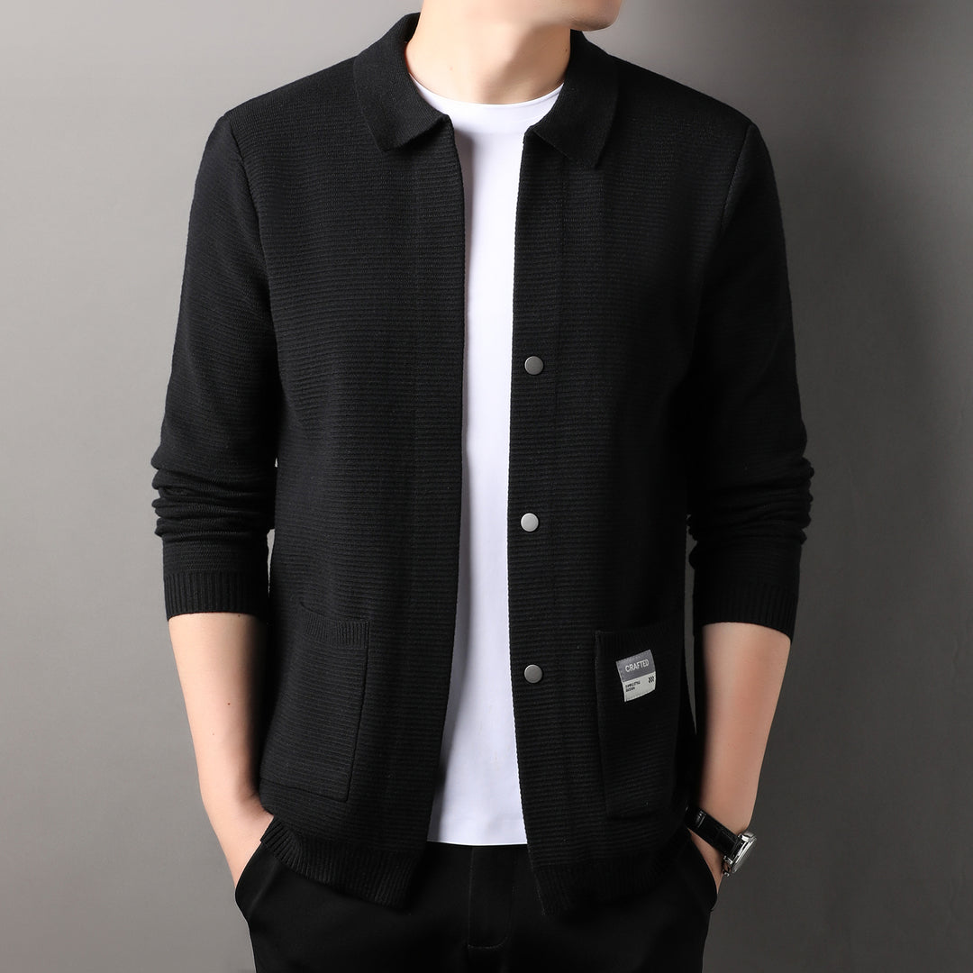 Elegant knitted jacket for men with practical pockets and modern cut Lune London