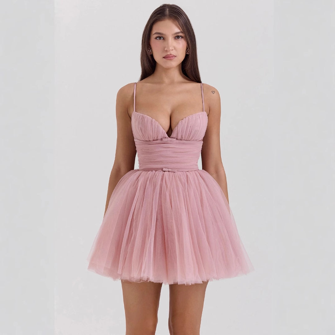 Cocktail dress for women with deep V-neck and voluminous tulle skirt Chic & Stil
