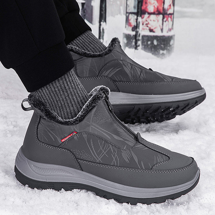Thermal winter boots for women with a water-repellent upper and a cozy lining Lune London