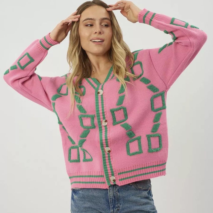 Cardigan féminin élégant avec motif géométrique et patte de boutonnage Chic & Stil
