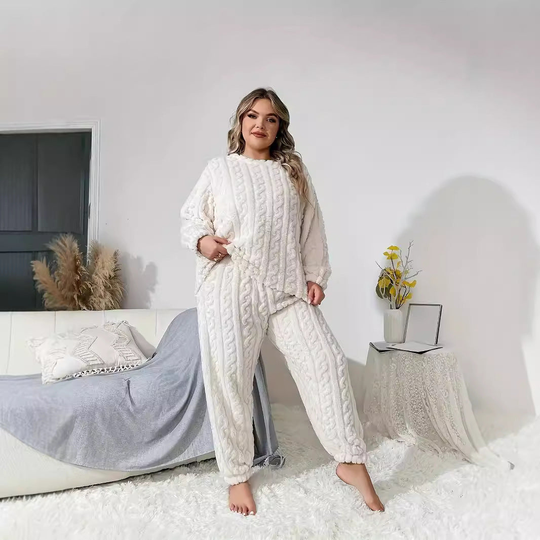 Knitted loungewear set for women with textured pattern and elastic waistband Lune London