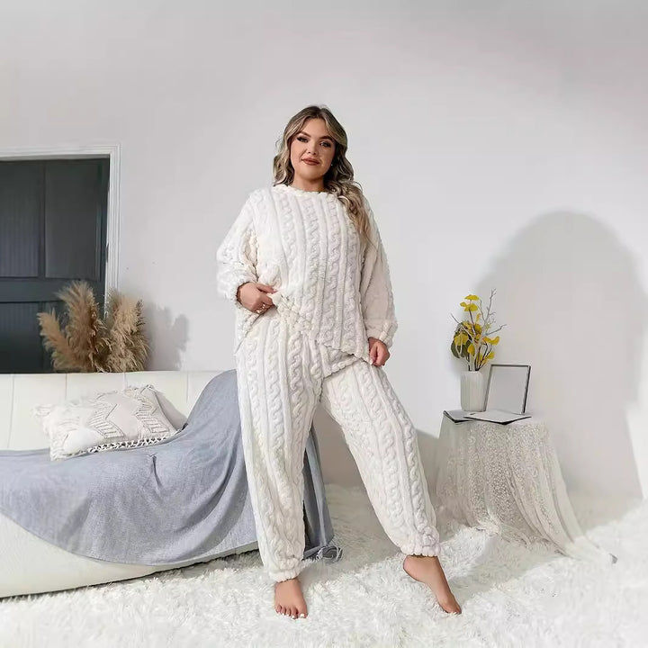 Knitted loungewear set for women with textured pattern and elastic waistband Lune London