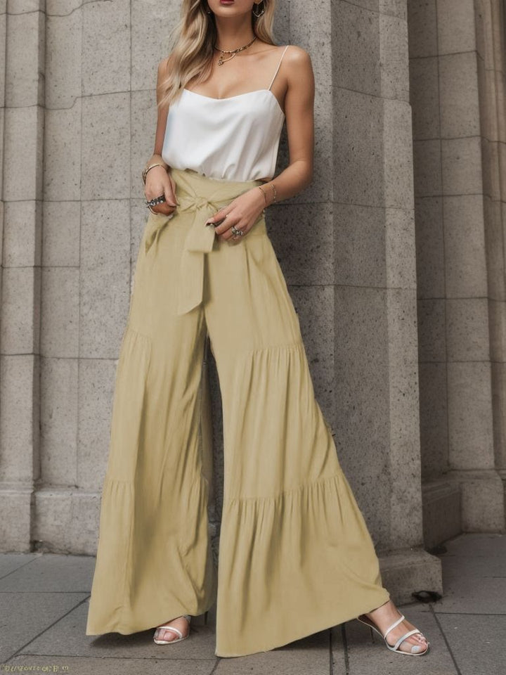 Wide Palazzo pants for women with high waist and belt at the waist Lune London