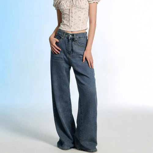 Women's Wide High-Waist Jeans with Special Stitching Details Lune London