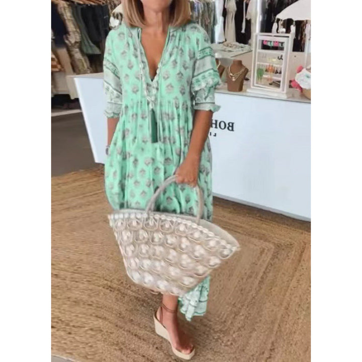 Airy tunic dress for women with floral patterns and delicate ruffle details Lune London