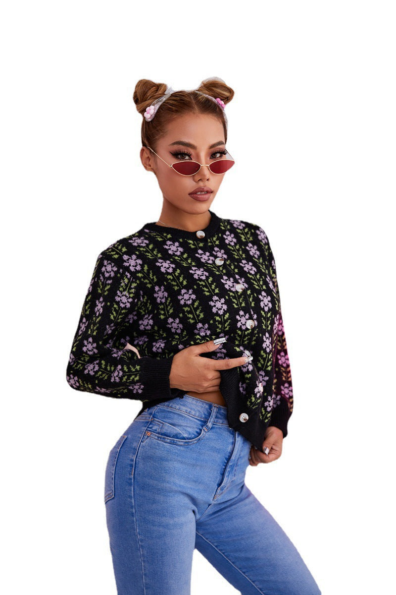 Ladies cardigan with floral pattern and comfortable fit Lune London
