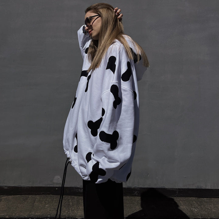 Women's hoodie with creative heart pattern and oversized relaxed fit Lune London