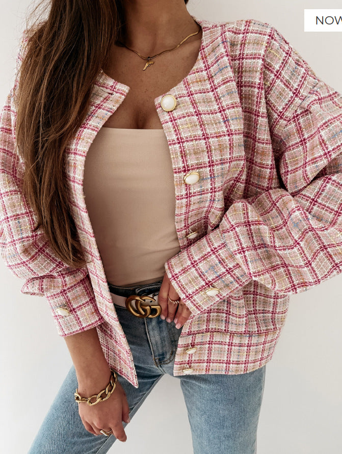 Trendy checkered knit jacket for women with single button closure Lune London