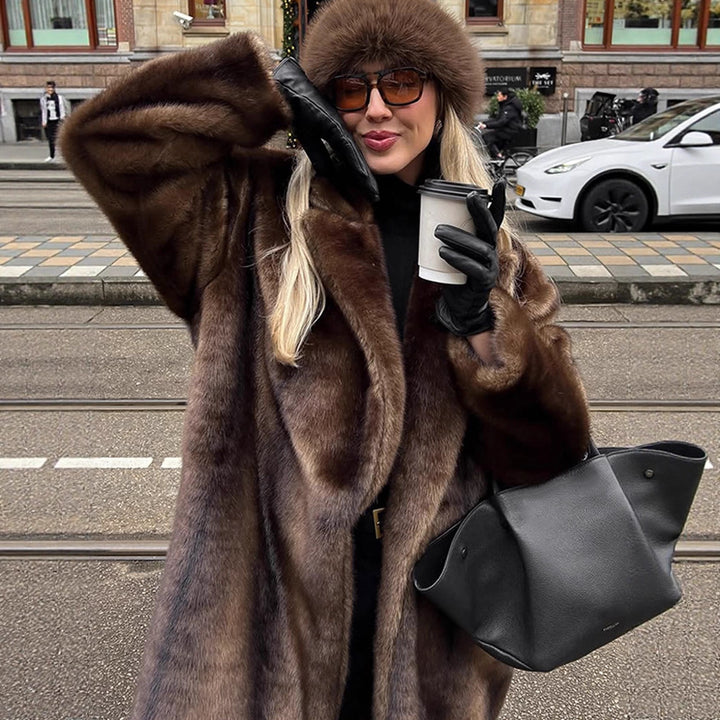 Ladies Luxurious Faux Fur Coat Lune London