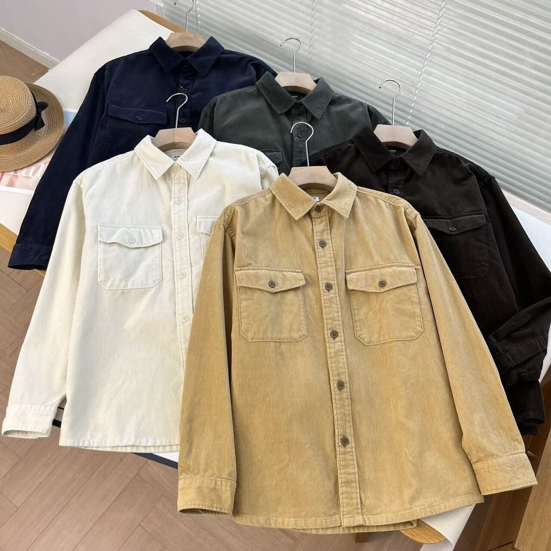 Veste en chemise en corduroy décontractée pour femmes avec poches poitrine pratiques Chic & Stil