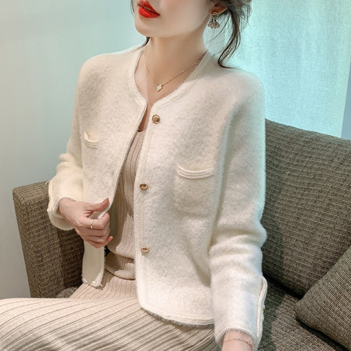 Elegant knitted jacket for women with gold buttons Lune London
