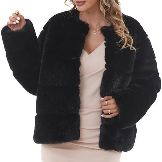 Fashionable faux fur jacket for women with a striking cut Lune London