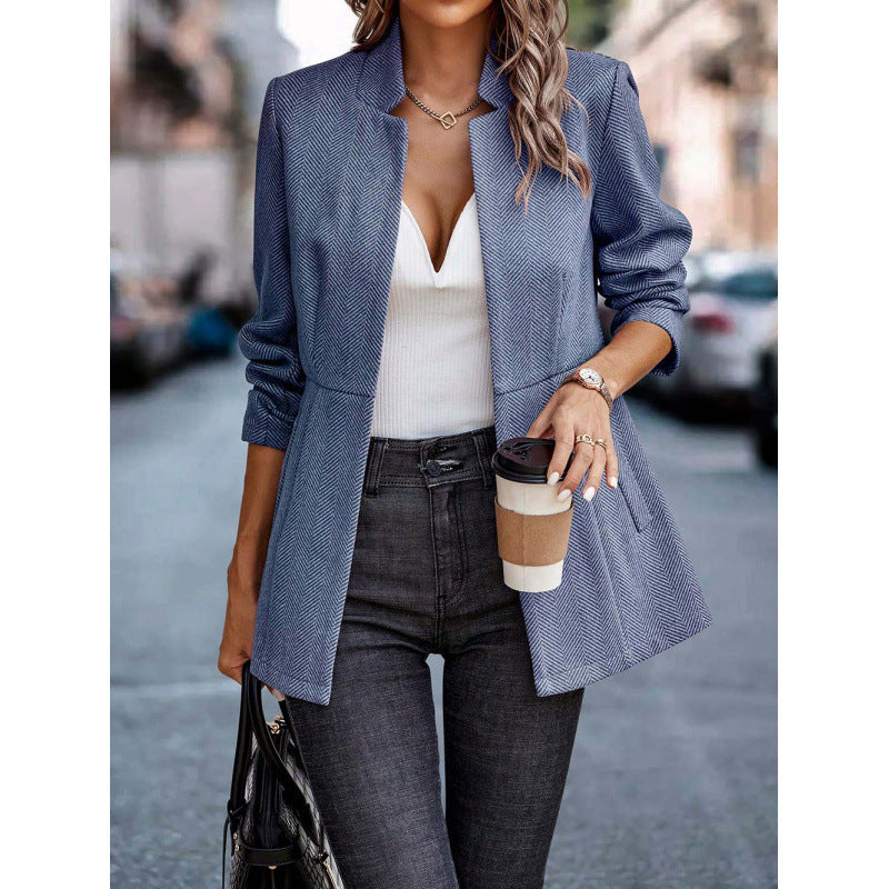 Trendy quilted blazer for women with a relaxed fit and elegant collar shape Lune London