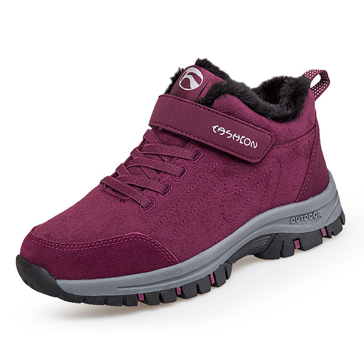 Winter hiking boots for women with insulating lining and non-slip sole Lune London