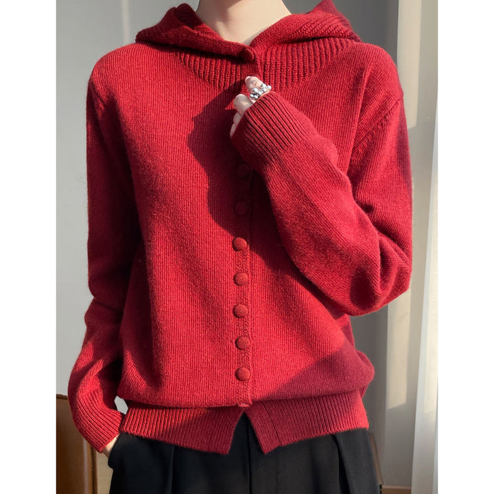 Cardigan pour femmes avec capuche et fermeture à boutons continue Chic & Stil