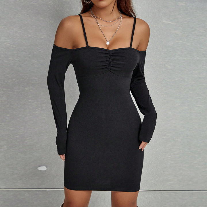 Robe mini femme avec design décolleté et détail de volants élégant Chic & Stil