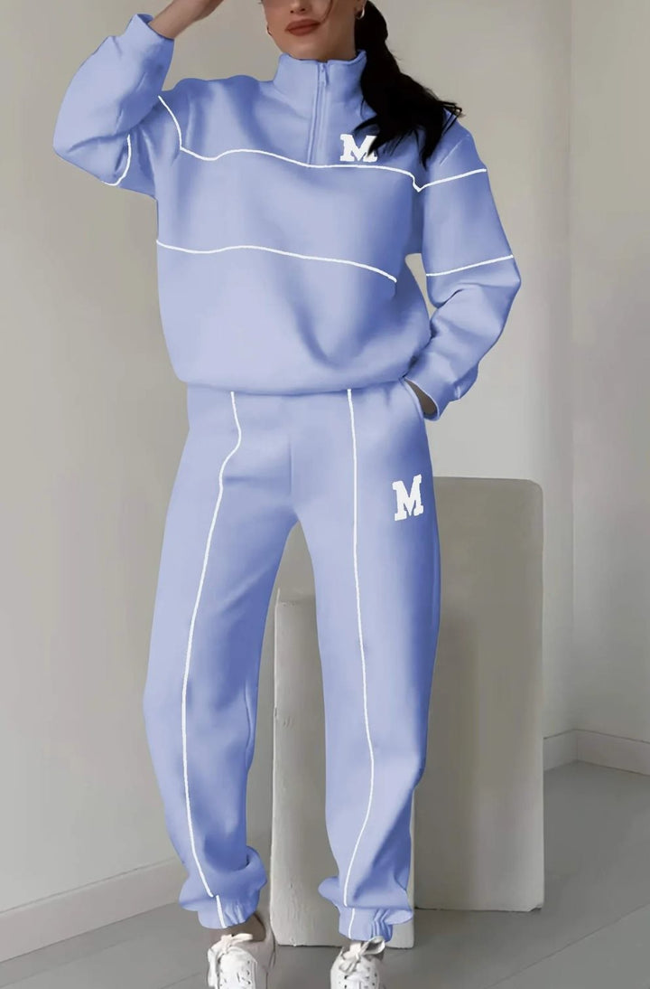 Sporty lounge suit for women with high collar and elastic waist Lune London