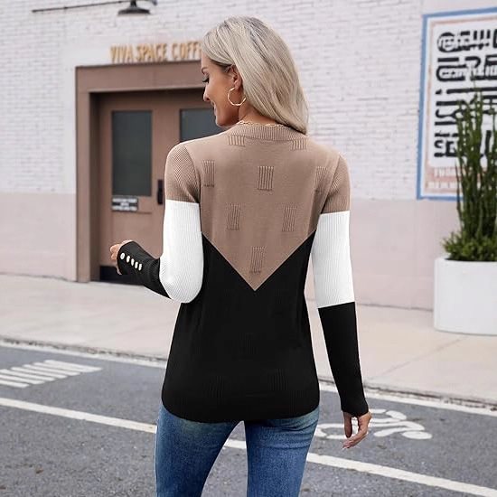 Trendy V-neck sweater for women with color block and button details Lune London