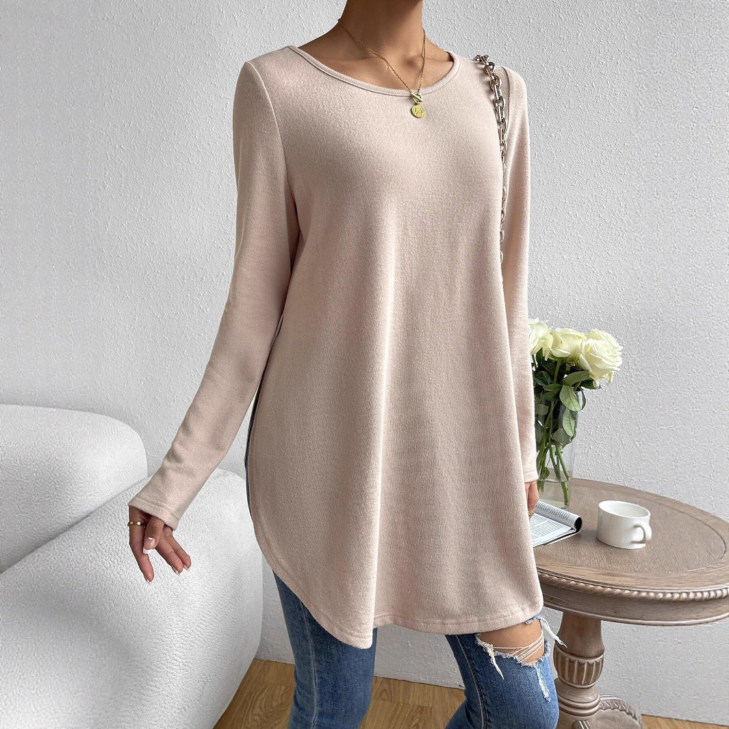 Women’s long sleeve top with modern cut and soft material Lune London