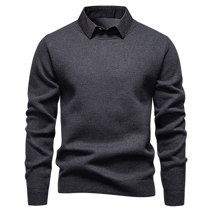 Fine knit sweater for men with modern collar design Lune London