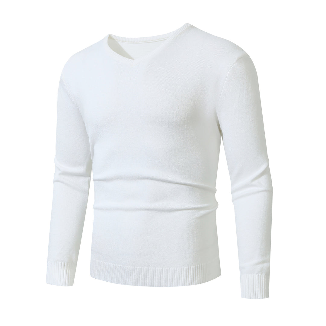 Elegant men's sweater with a V-neck made of high-quality cotton Lune London