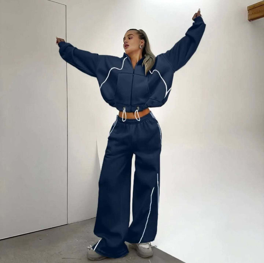 Oversized sports jacket set for women and wide jogger pants Lune London