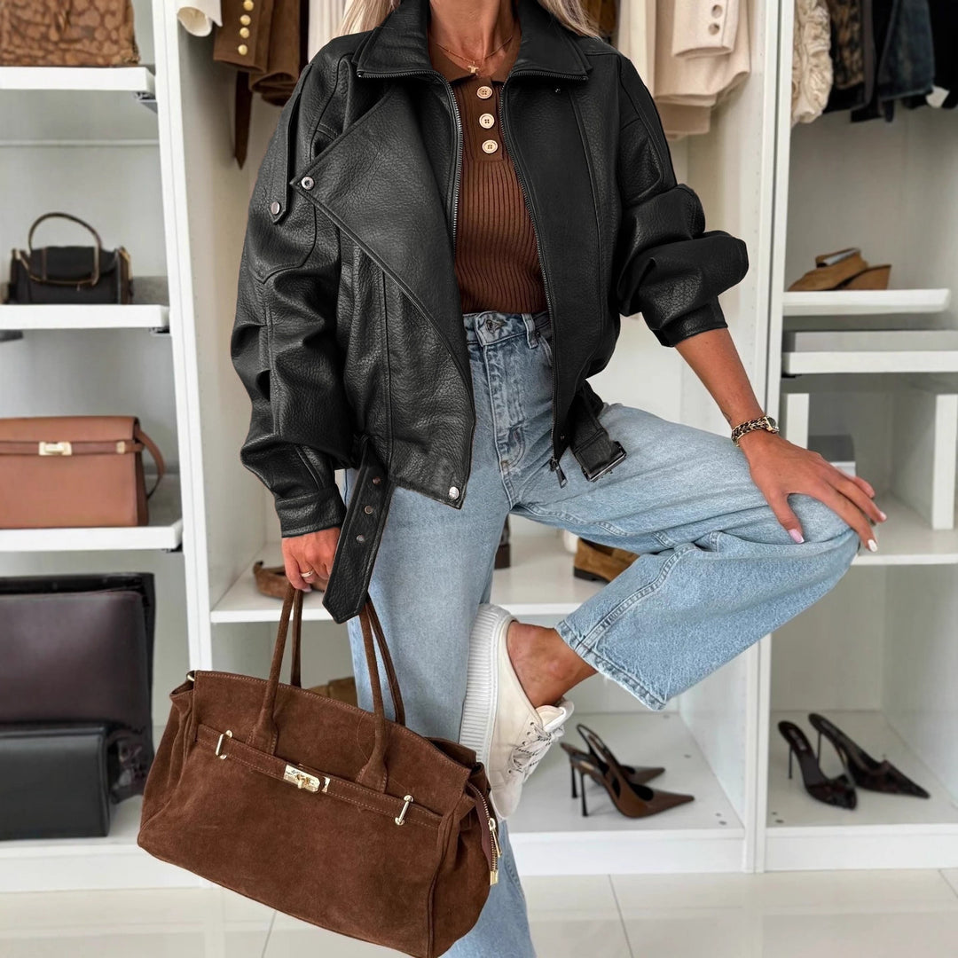 Veste de biker tendance pour femmes en simili cuir avec des manches bouffantes décontractées Chic & Stil