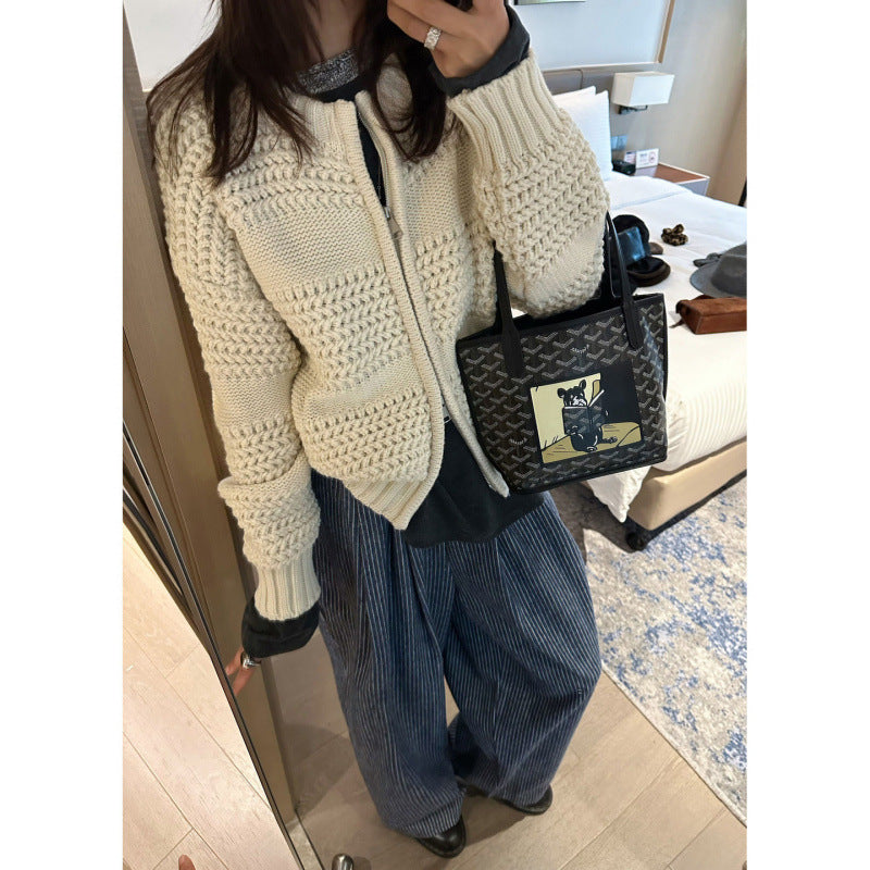 Gilet confortable pour femmes avec un design texturé Chic & Stil