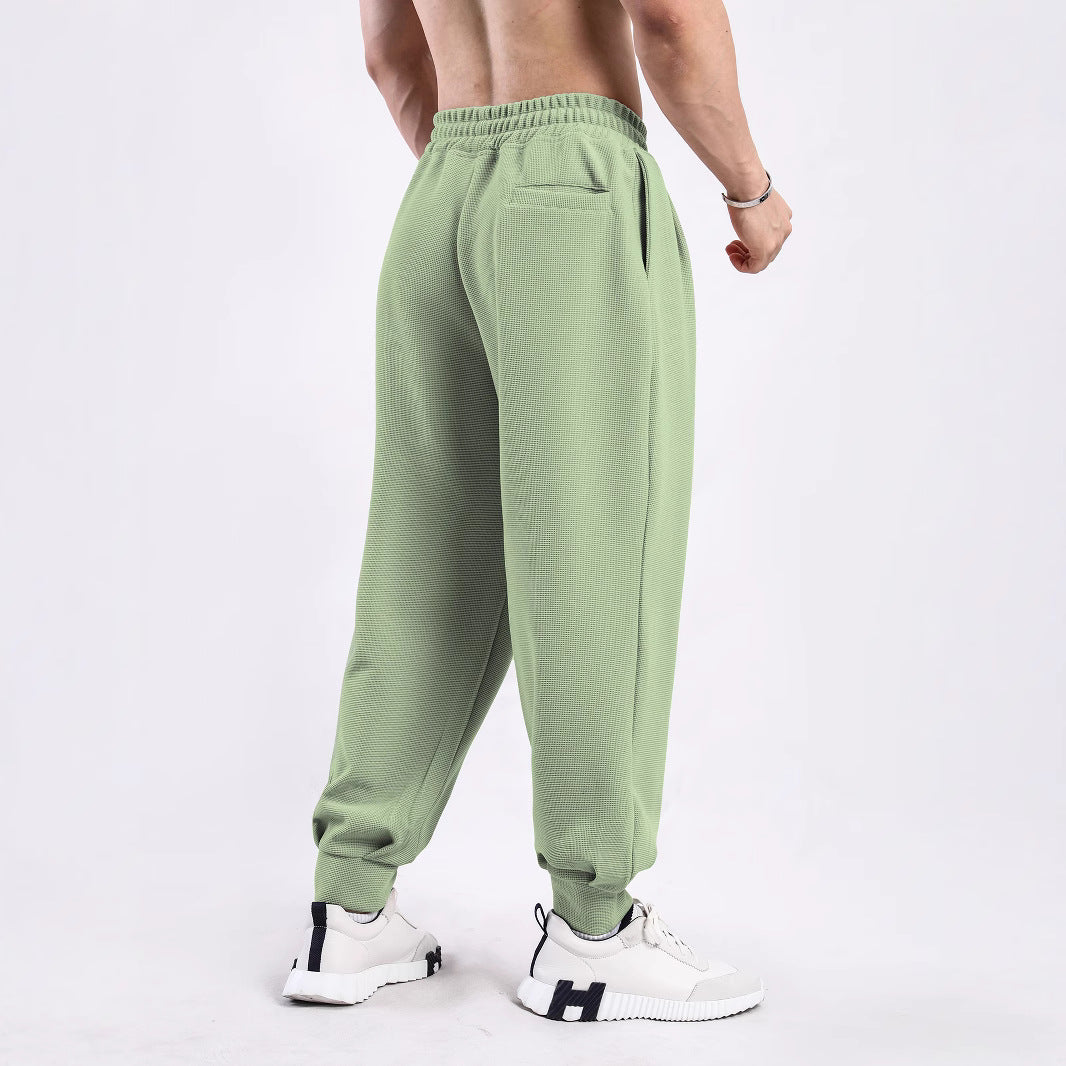 Casual men's jogging pants with elastic waistband and side pockets Lune London