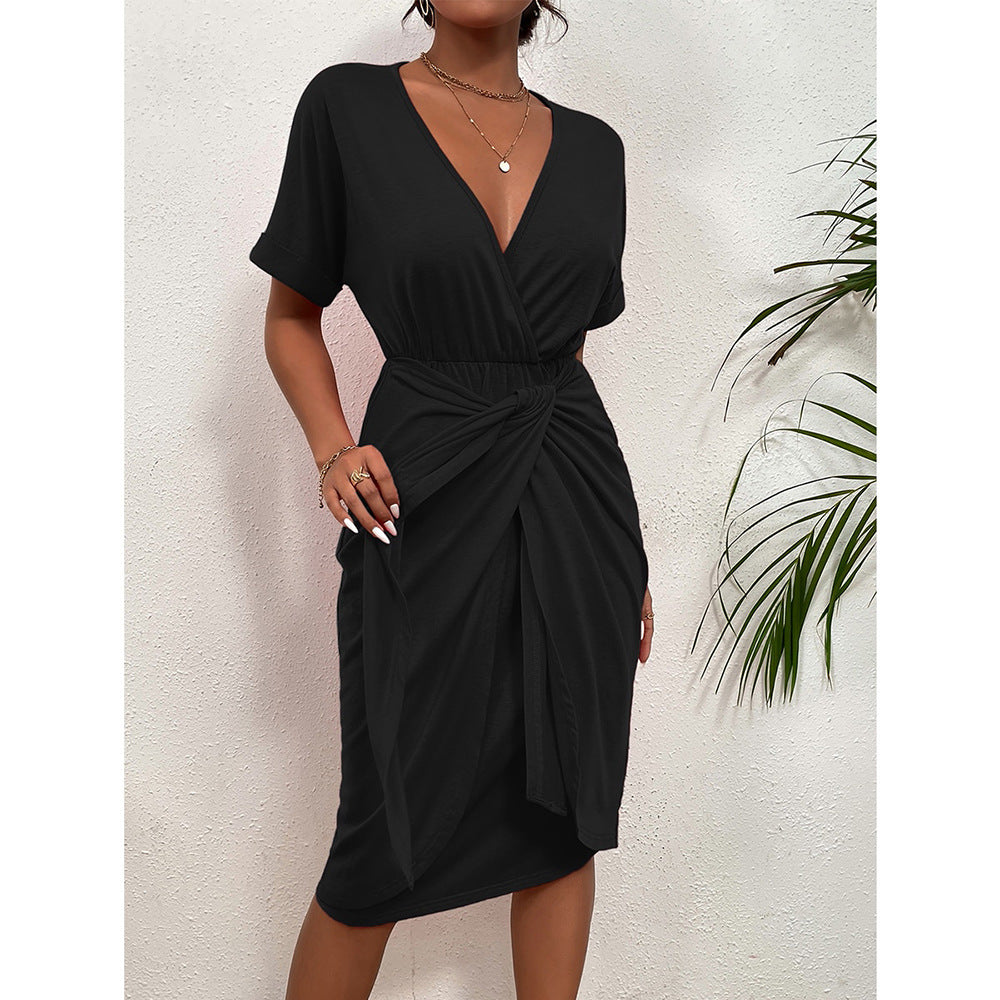 Wrap dress for women with an elegant V-neckline and a multitude of styling possibilities Lune London