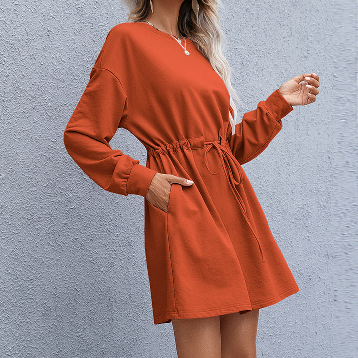 Casual sweatshirt dress for women with practical lace-ups at the waist and side pockets Lune London