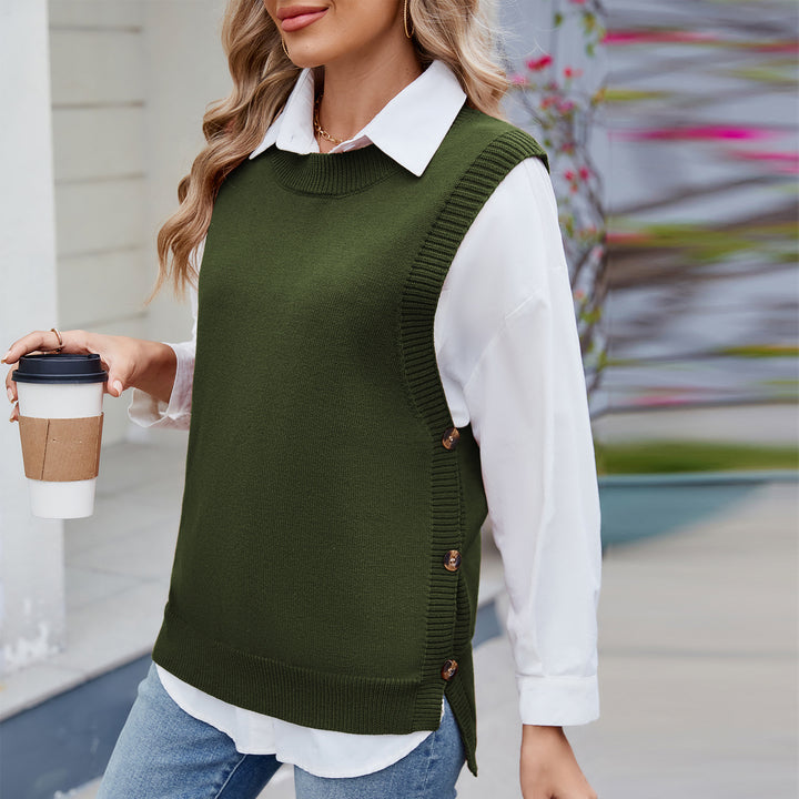 Women's knitted sweater with side button details and a modern fit Lune London
