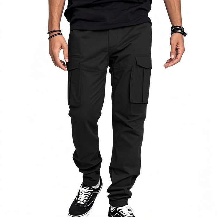 Men's cargo pants with functional pockets and modern cut Chic and style