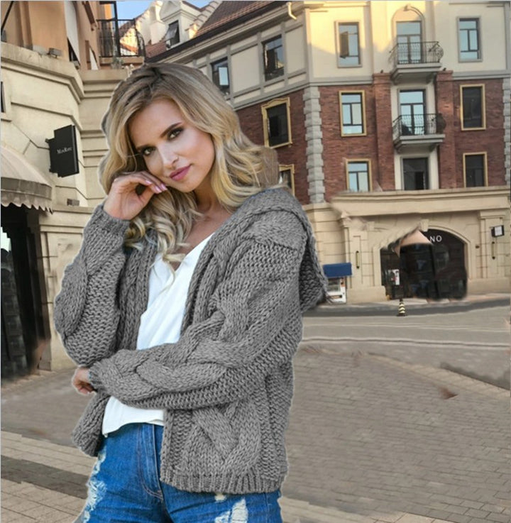 Thick knit jacket for women with hood and elegant cable pattern Lune Londonl