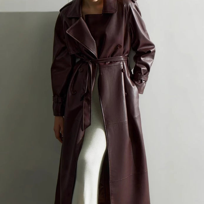Women's trench coat in high-quality faux leather with adjustable belt Lune London