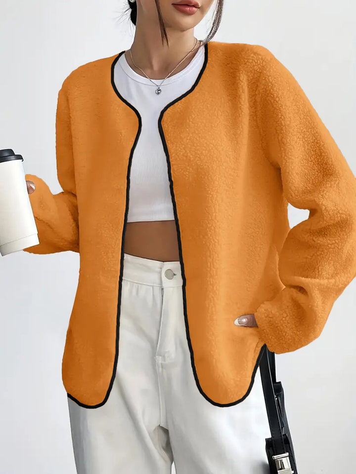 Casual fleece jacket for women with open cut and practical pockets Lune London