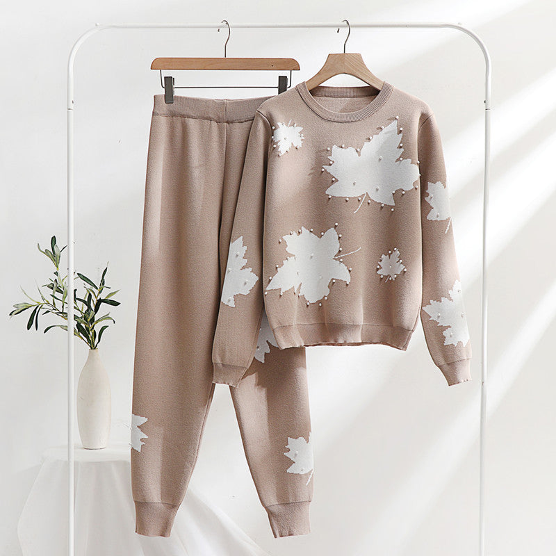Casual loungewear set for women with floral design and elastic waistband Lune London