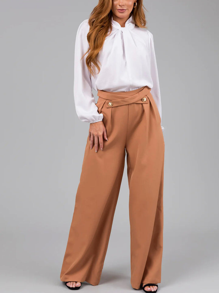 Elegant ladies' blouse with high collar and wide pants Lune London