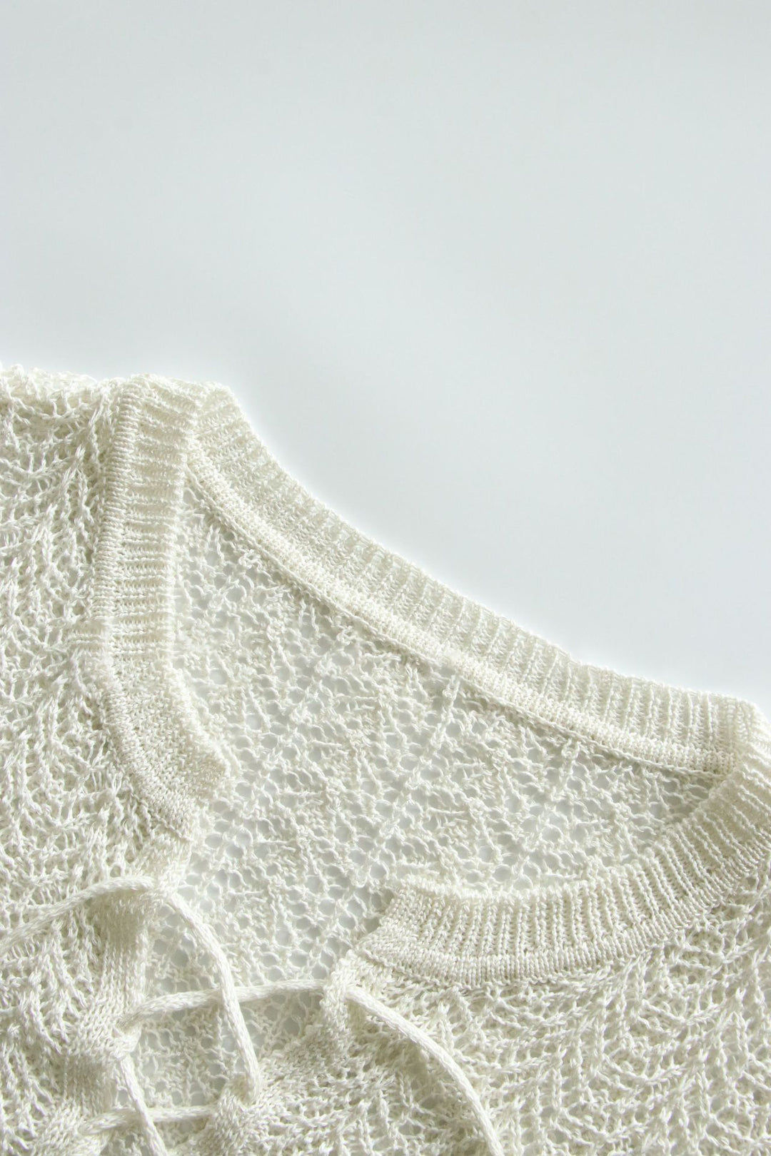 Pull décontracté en tricot aéré pour femmes avec un col sophistiqué Chic & Stil