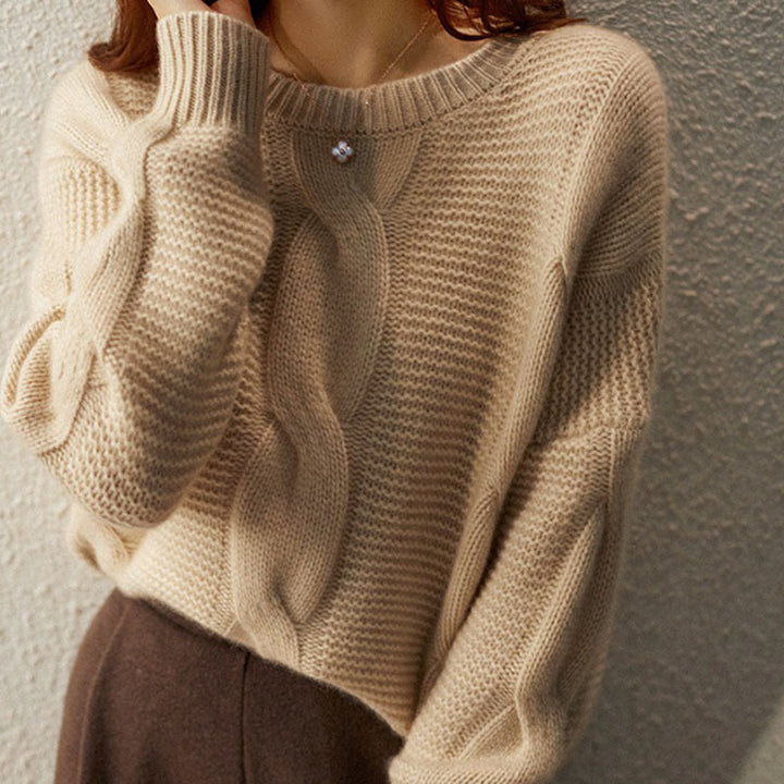 Chunky knit sweater for women with structured design and wide sleeves Lune London