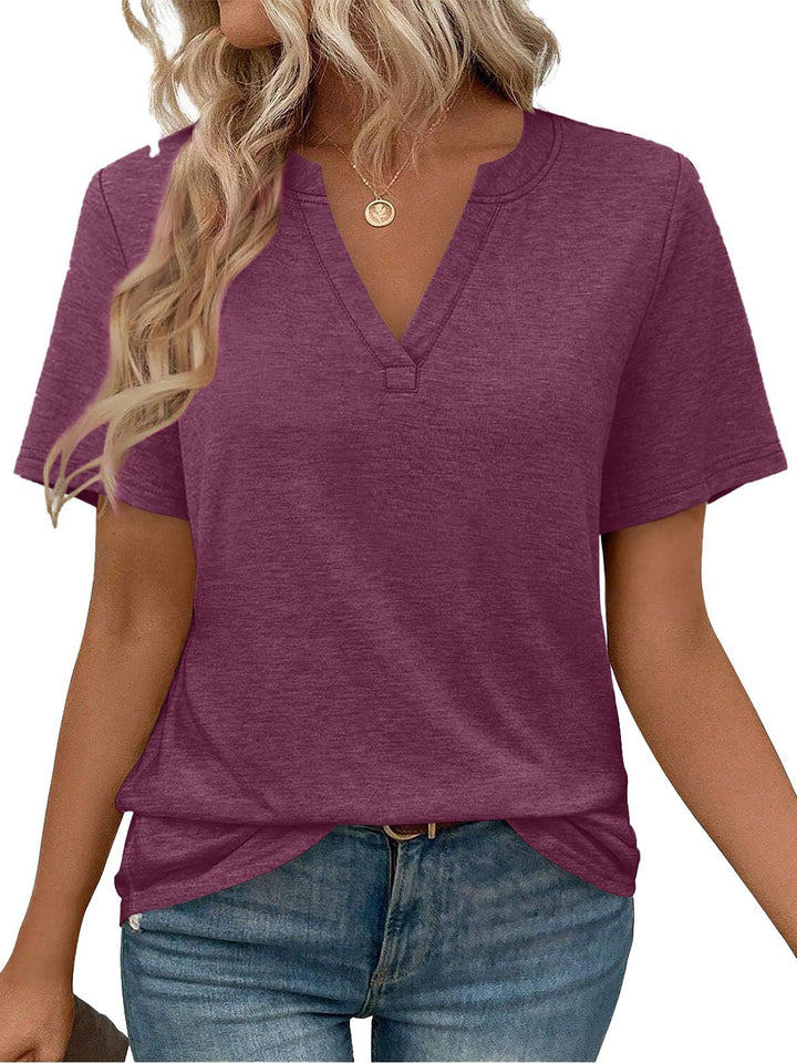 Women's short sleeve V-neck T-shirt in a pleasant cotton blend with a relaxed fit Lune London