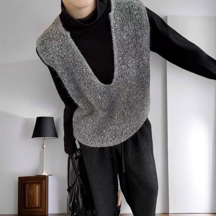 Gilet tricoté à la mode pour femmes avec décolleté en V profond et coupe créative Chic & Stil