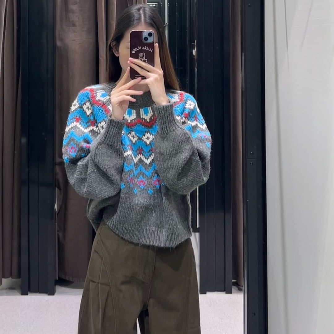 Pull en tricot pour femmes avec motif coloré Chic & Stil