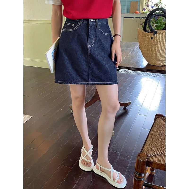 Women's denim mini skirts in classic design Chic & Stil