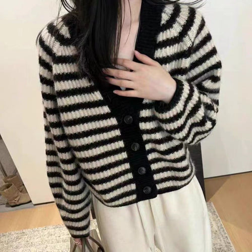 Striped knit jacket for women with a loose fit and button details Lune London