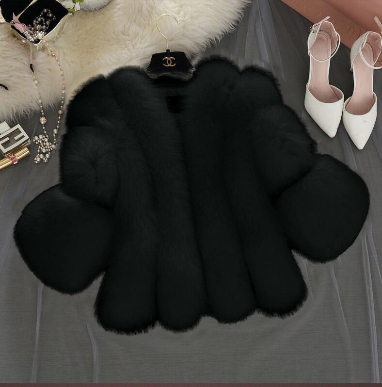 Ladies Plush Faux Fur Coat with Wide Sleeves Lune London